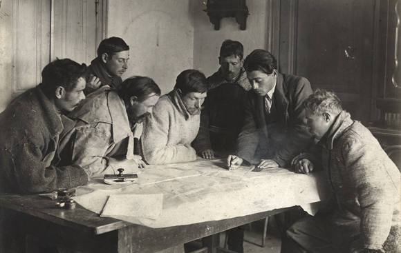 Agro-Joint drew on the expertise of engineers, agronomists, horticulturists, and animal husbandry experts to help organize colonies. At its peak, its staff numbered close to 3,000. Agro-Joint advisors helped settlers select land from potential sites, then survey and prepare the fields for planting prior to their actual move. Crimea, c. 1925, <em>NY_00866</em>.