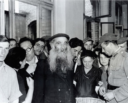 Israeli Researcher Explores Post-World War II Jewish Community in Poland, as Assisted by JDC